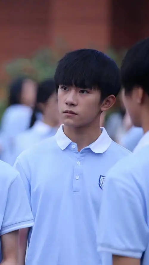 我们的少年时代易烊千玺生图