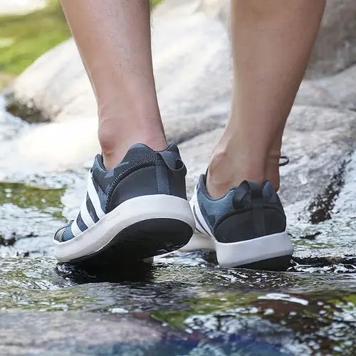 折222网 鞋子 其它运动鞋 > 阿迪达斯男鞋2018夏季户外涉水鞋速干防滑