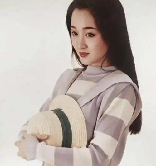 分手26年后,赖文峰出狱回乡下结婚度日,而杨钰莹的选择让人心疼