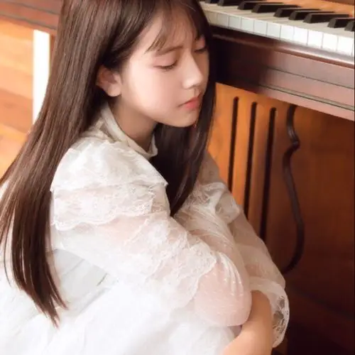 小清新 #森系 #图片# 皮肤 #头像 #女头 喜欢关注拿图点赞不定期感侣