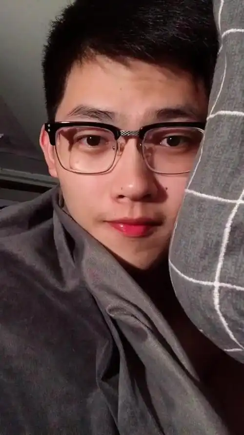 朋友圈高大上包装素材 男套图素材 女生 男生#帅哥生活照