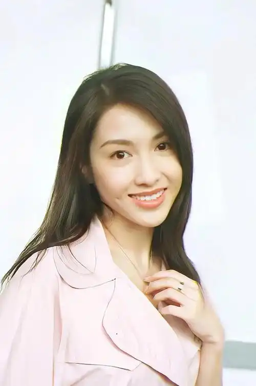 黎姿壁纸黎姿像玫瑰花又香又靓