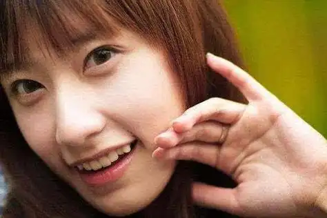 有虎牙的女人命运如何 左边有一颗虎牙的女人命运如何