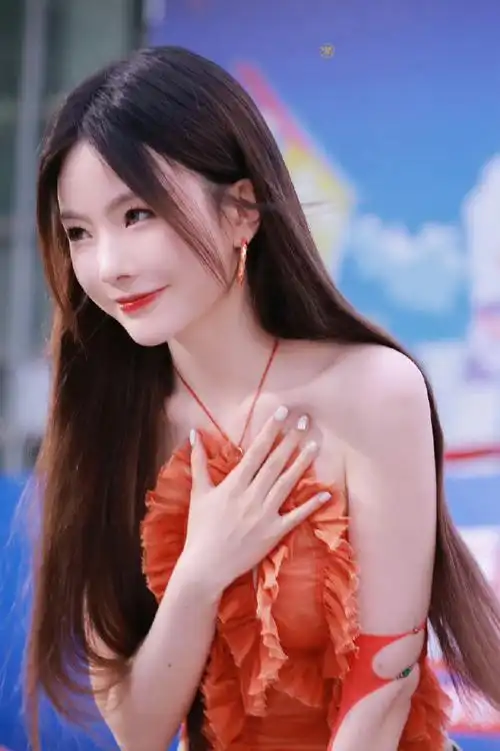 陈卓璇##歌手陈卓璇