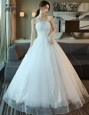 宾伊尼品牌 婚纱礼服拖尾公主梦幻2018新款白色婚纱新娘夏抹胸2017