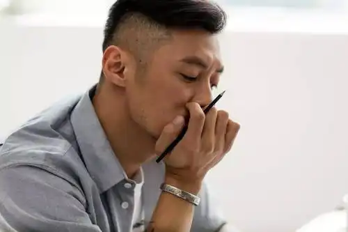 除了志明镜余文乐还带火了哪些单品