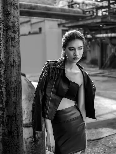 定格《废墟时光》黑白人像摄影