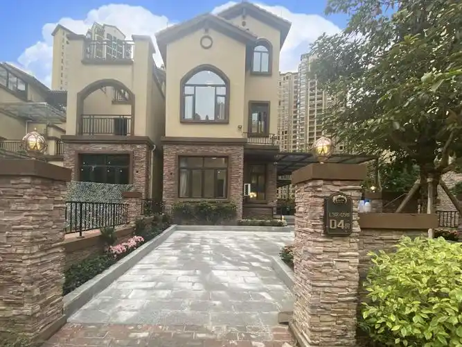 (l3区-0304)南昆山富力别墅全新轻奢欧式八房13床