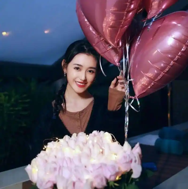 微信头像蒋依依