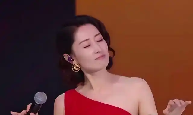 "中年叛逆"刘敏涛:一根冰激凌导致离婚,46岁带女儿活出自我