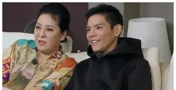 强母懦儿!比起缩头乌龟向佐,强势虎妈向太陈岚才是真正的狠人