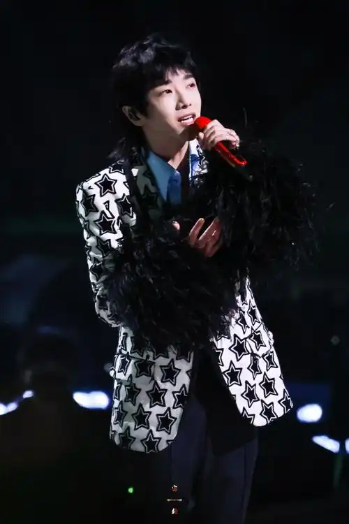 2022华晨宇湖南卫视跨年晚会