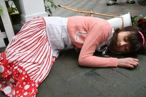 女大学生毕业三年患癌离世,年轻人走向癌症背后有"三大黑手"