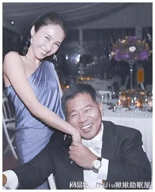 秦昊|洪欣|马丽|钟丽缇|伊能静|姐弟恋|张丹峰_网易订阅