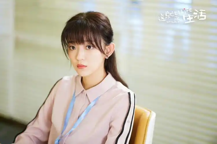 演员阵容方面,刘恺威此番化身外表矜傲,内心温润的"鹤系男友",倍速追