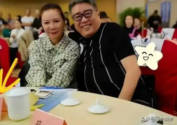 初中被送到英国八年看蔡明藏起来三十七年的儿子成功之路