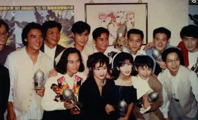 香港明星的经典合影老照片看后感慨万千有好几位已逝