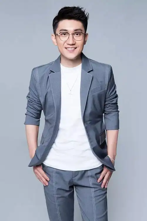 热血深沉!金志文演唱的升级版《青春不一样》