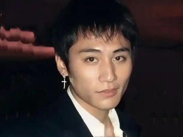 刘烨谢娜最红的时候(火华社长刘烨23岁拿影帝)(10)