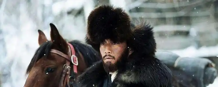 《智取威虎山》中青莲勾引老九没有成功,所以被座山雕打