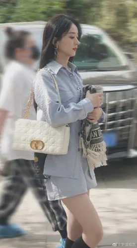 赵丽颖拜托了冰箱路透