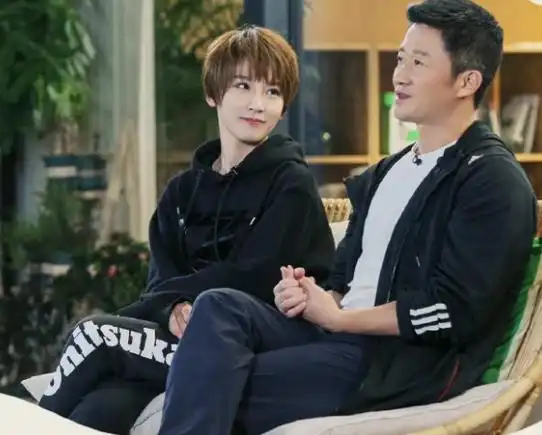 吴京谢楠庆结婚九周年 互相甜蜜祝福纪念日快乐