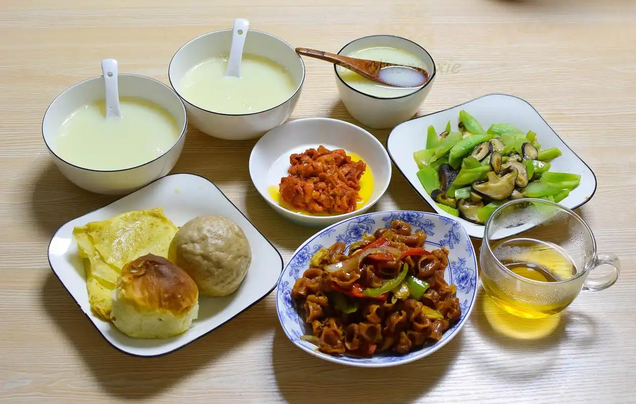 分享近段时间的晚餐,每天都是家常菜,有时候甚至还是中午的剩菜,但