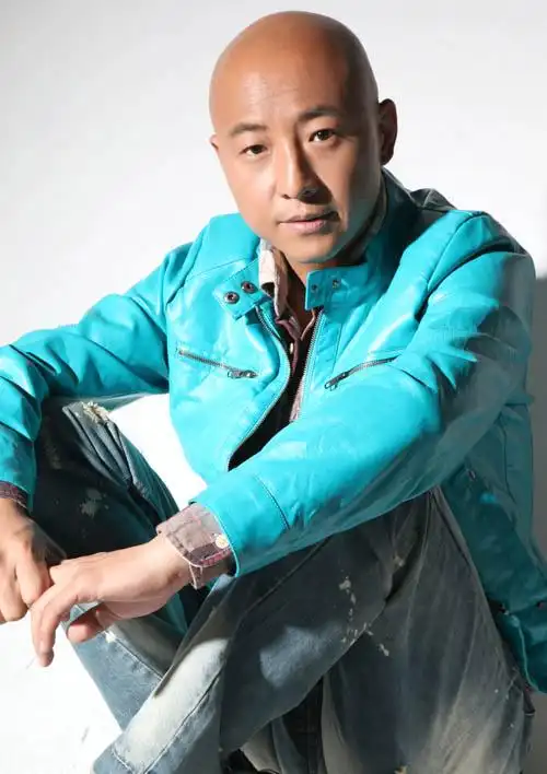 曝原零点乐队主唱周晓鸥有婚外情与妻离婚