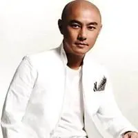 张卫健光头照片头像_微信头像图片大全