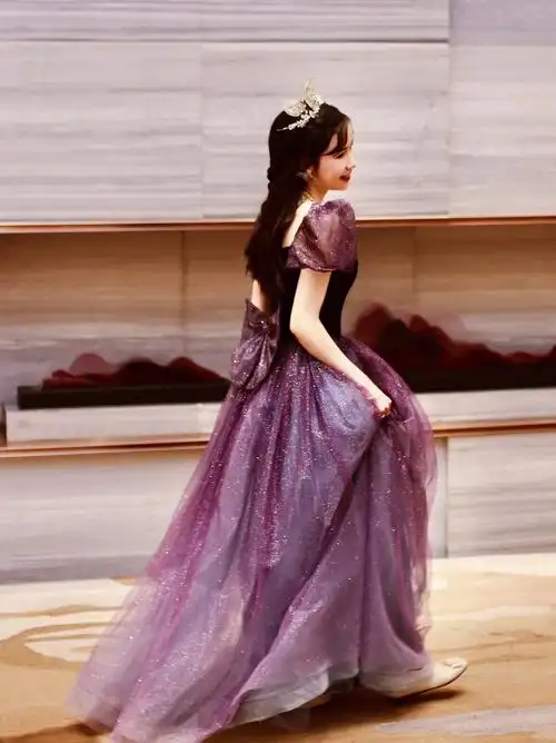 分享一条好看的裙子这条竟然才一百多