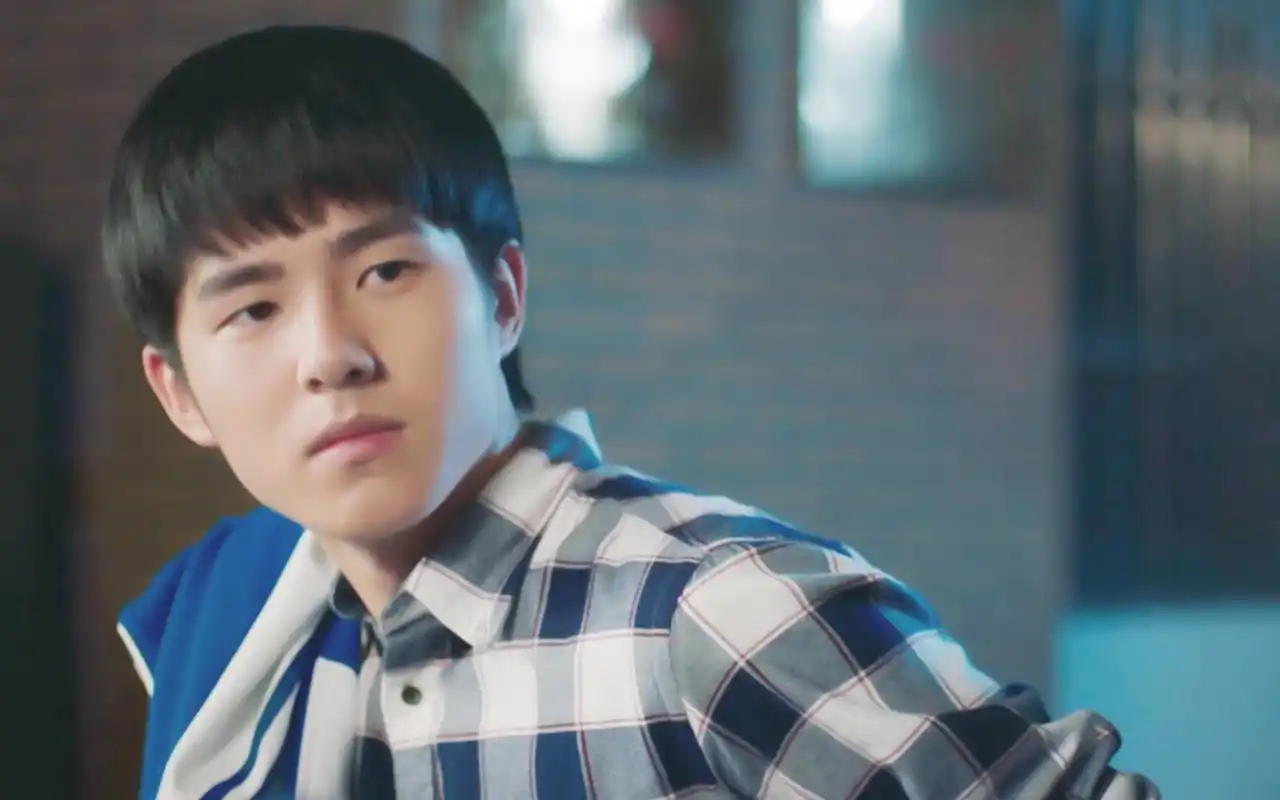 刘昊然《最好的我们》剧照图片桌面壁纸下载