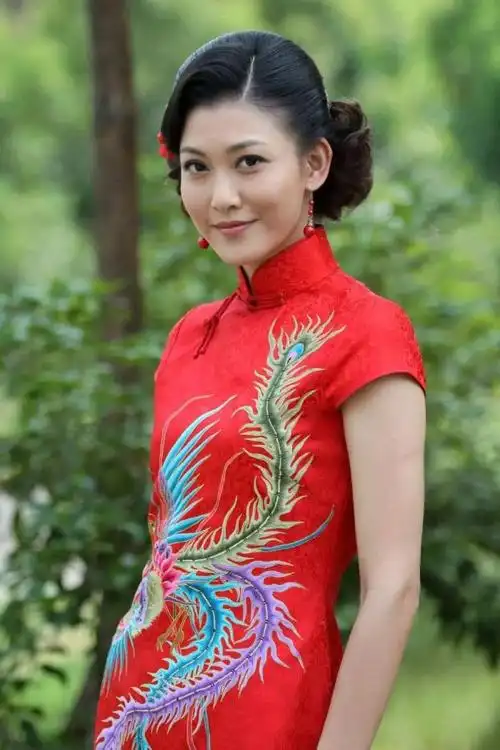 李彩桦电视剧曾是林峯女友的李彩桦