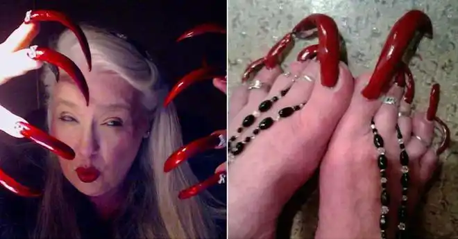 美国58岁女子留超长指甲做网上生意10分钟指甲视频收费100元
