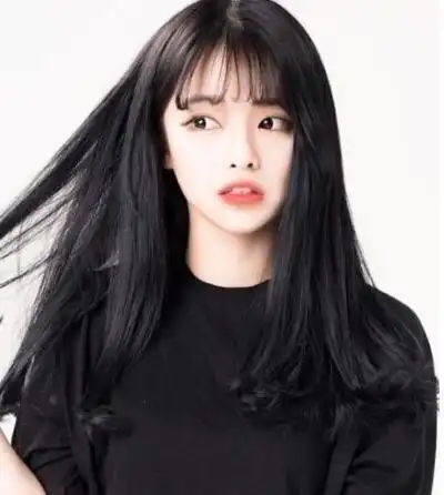 女生短发内扣空气刘海发型图片