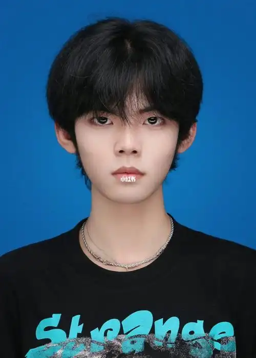 挑战高中生证件照