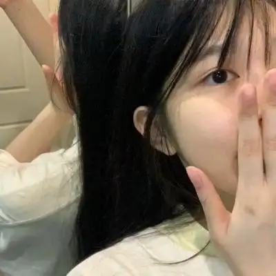 本人头像女自然成熟 高清好看的现实中女头像图片_女生头像_美头网