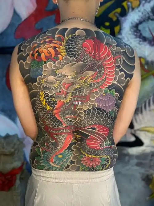 湛江纹身店  #湛江纹身师  #满背龙  #满背龙纹身  #老传统满背