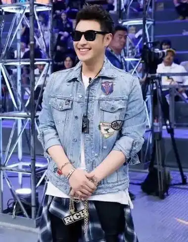 婚后4年,潘玮柏胖到200斤:差点认不出