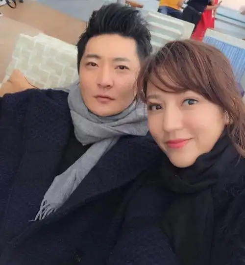 郭京飞老婆郭京飞与妻子鲍莉