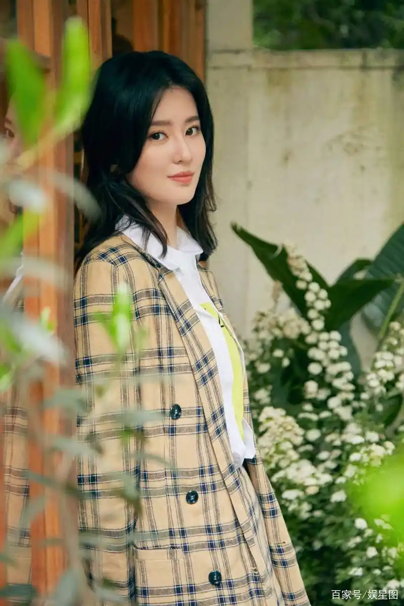 身材高挑的乔欣,真漂亮