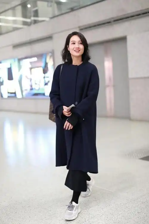 藏蓝色是什么颜色(藏蓝色是什么颜色的图片大全)