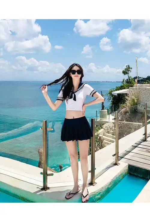 日系水手服连体泳衣(日本初中生发明新式保守泳装)