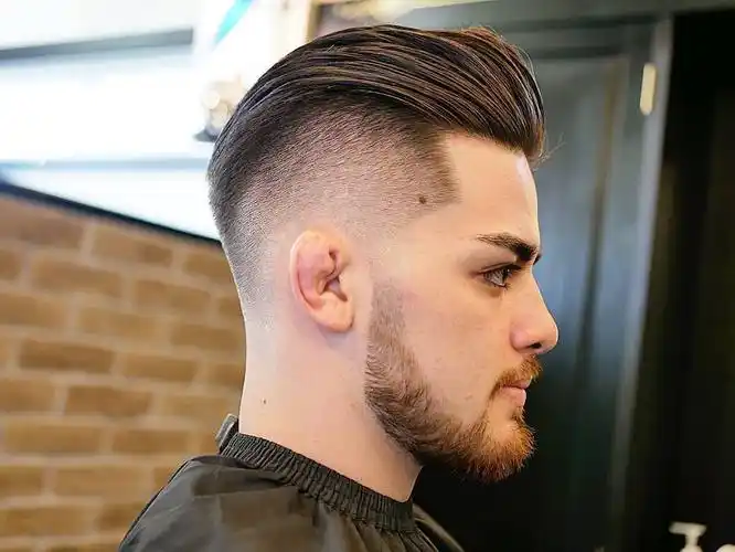 第一种男士大背头