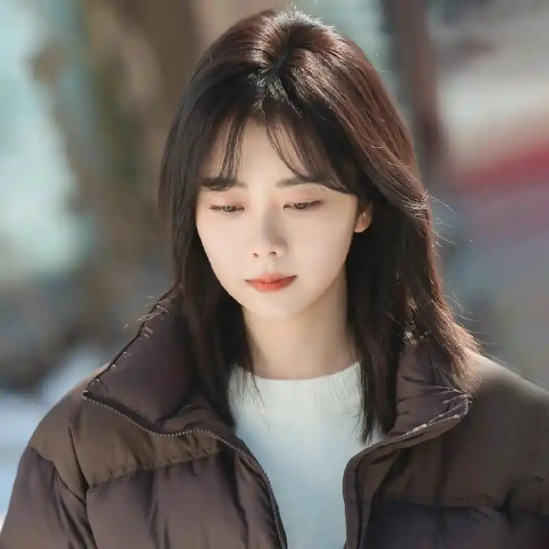 谭松韵头像来了!7878  大家都看松韵新剧了?