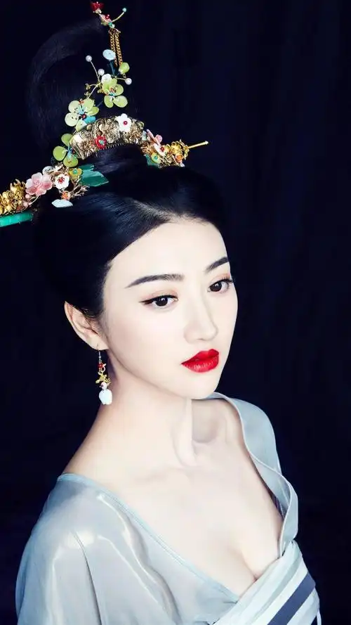 《大唐荣耀》景甜古装造型