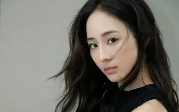 脸比较宽的女明星有哪些(这7位女明星都是)(12)