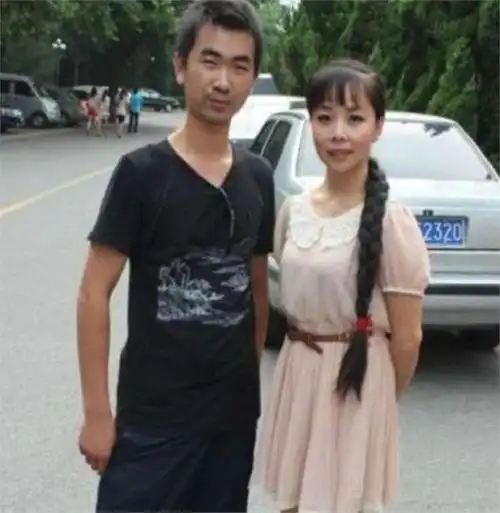 王二妮:23岁走红,放弃百万年薪下嫁农村,婚后被婆婆宠上天!