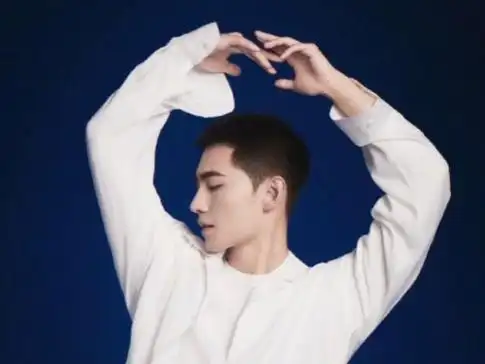 特喜欢杨洋的寸头,又酷又魅,有你喜欢的寸头照吗?