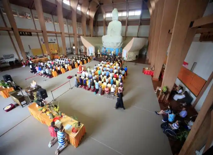 美国佛教会迎请珍藏北京房山石经仪式在纽约庄严寺举行