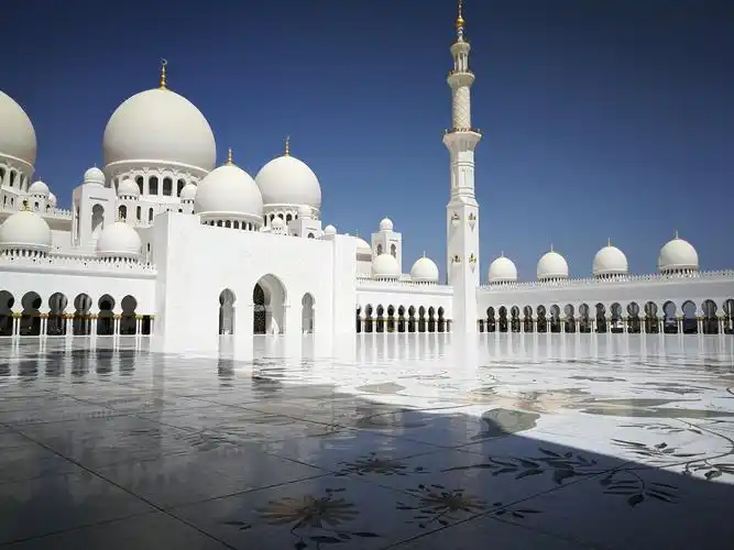 阿拉伯式美学与奢华的极致演绎--阿布扎比大清真寺及其附近的香格里拉